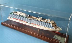 China Royal Princess Cruise Ship Models ,  Composite Paint Wooden Boat Models wholesale