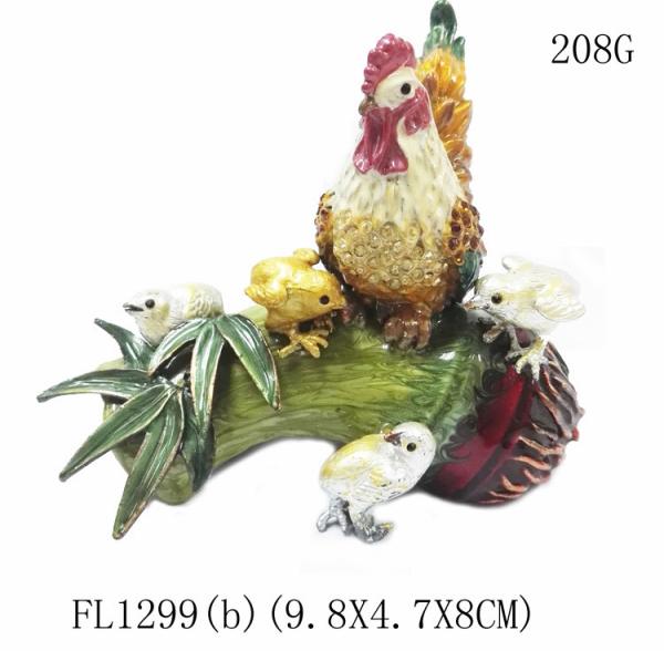 Hot sale antique rooster cock animal shape metal hand painted decortive jewelry