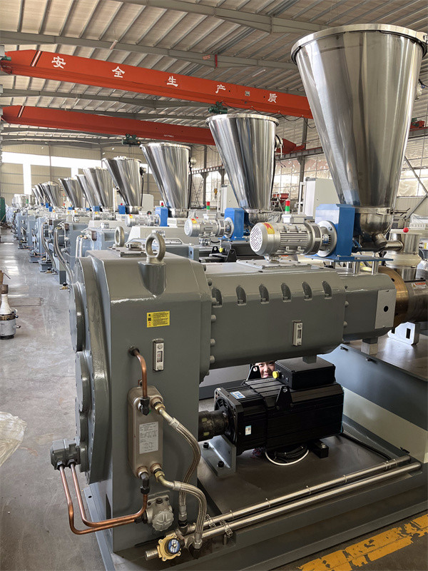 Stainless Steel Plastic Water Supply Line , Plastic Pipe Extrusion Machine