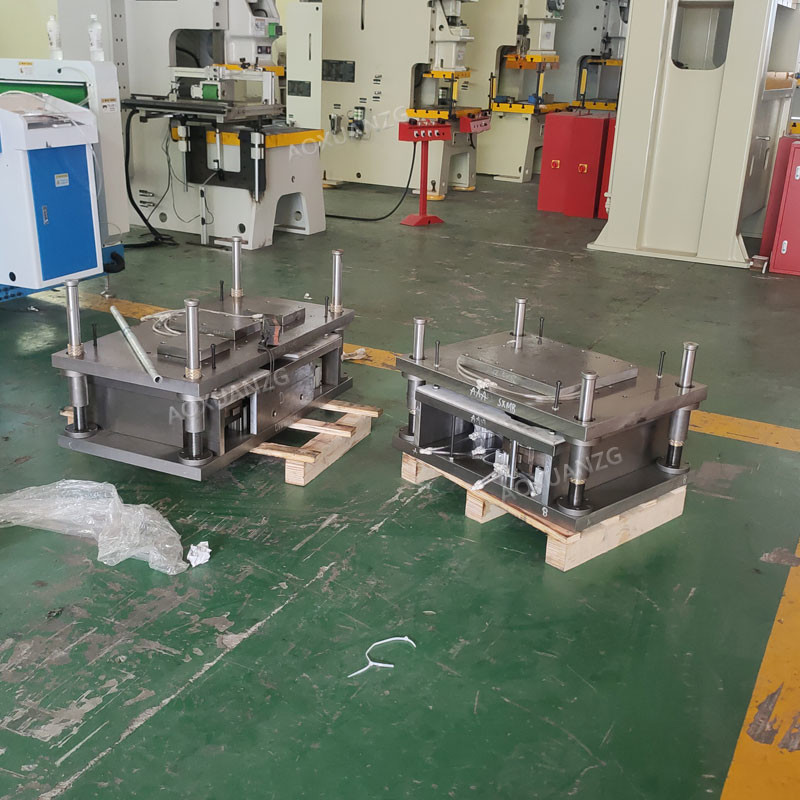 Full Auto Alu Box Dish Tray Making Machine 3 Carvity With Pneumatic Punching