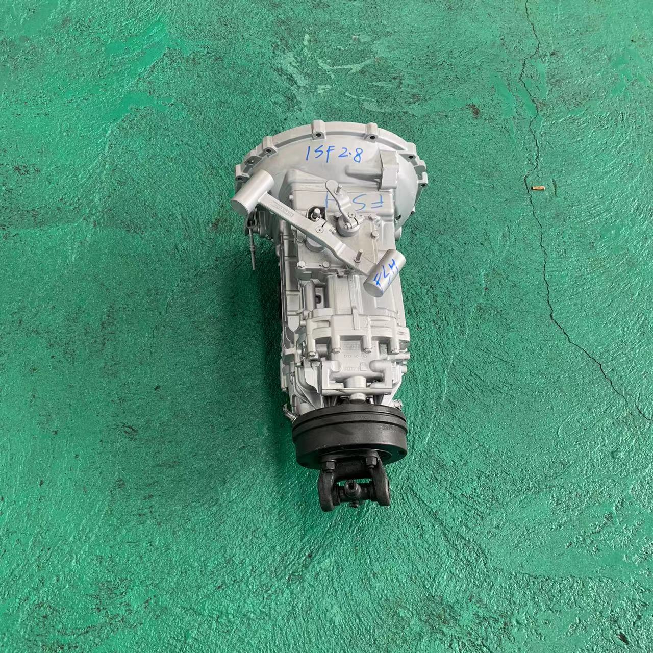 Purpose for retrofit/upgrade Car Engine Parts ISF2.8 Mitsu bishi ZF 4x2 Used Gearbox