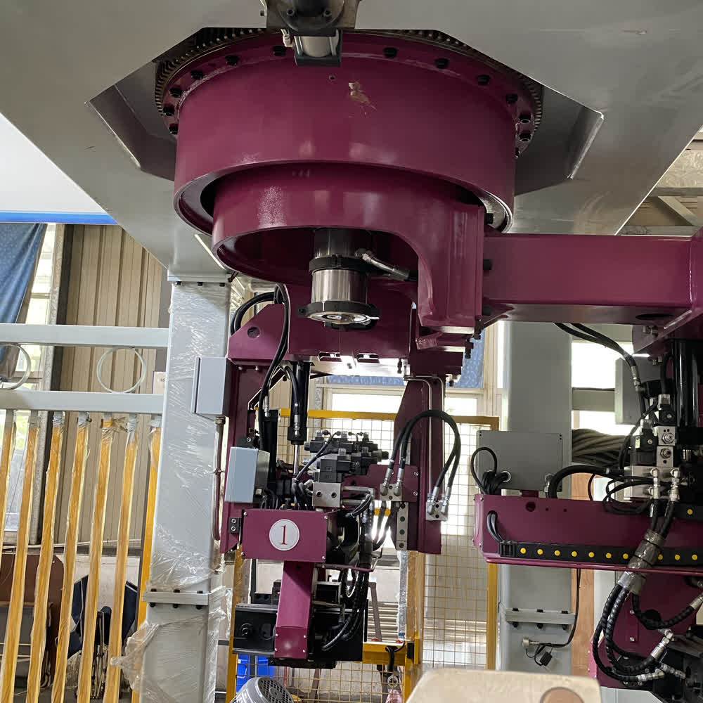 High Efficiency Metal Low Pressure Die Casting Machine 125KW