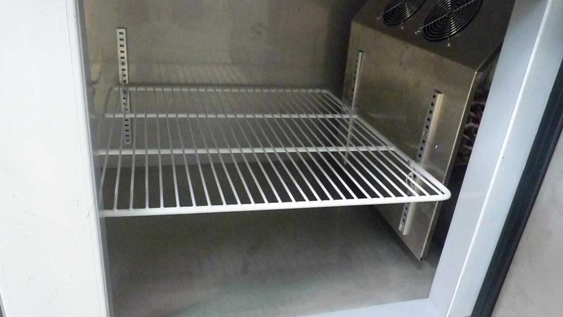 Small Under Counter Fridge , Frost Free Under Counter Freezer For Kitchen