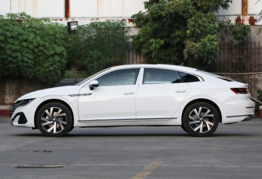 Volkswagen FAW VW-CC 2023 330TSI Xuanmu Edition 2.0T 186HP L4 white Used Car