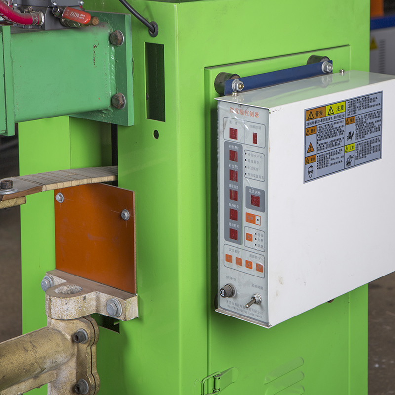 2023 Sales Welded Wire Mesh Pneumatic Spot Welder for Multiple Uses and Applications