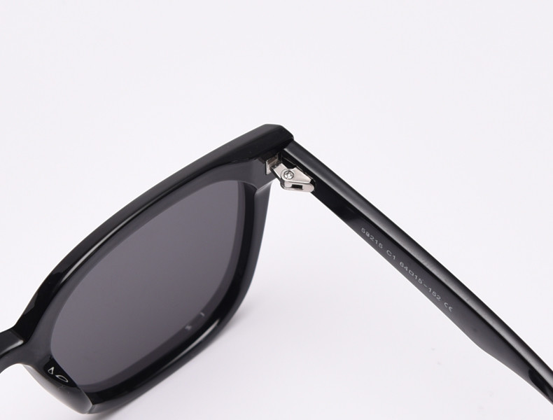 Women Retro Big Frame Square TR90 Sunglasses Trendy Polarized Men