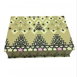 China Art Paper Custom Clothing Packaging Boxes , Folding Apparel Gift Boxes wholesale