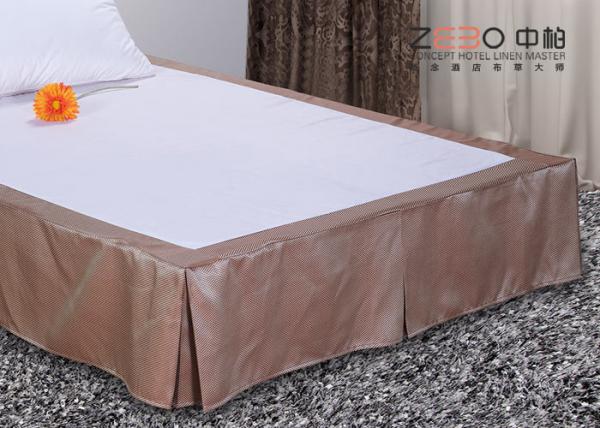 Polyester Material Hotel Bed Skirts Queen / King Size Hotel Textile Products