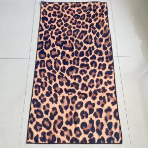 China Quick Dry Absorbent Terry Cloth Towel Oversized Sand Free Swim Towel Sexy Spotted Cheetah Leopard Print Beach Towel for on sale