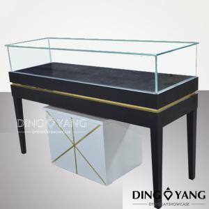China 1200X550X960MM Enclosed Jewellery Shop Display Counters wholesale