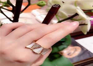 China 18KT Yellow Gold Diamond Pave  Divas Dream Ring With White Mother Of Pearl on sale