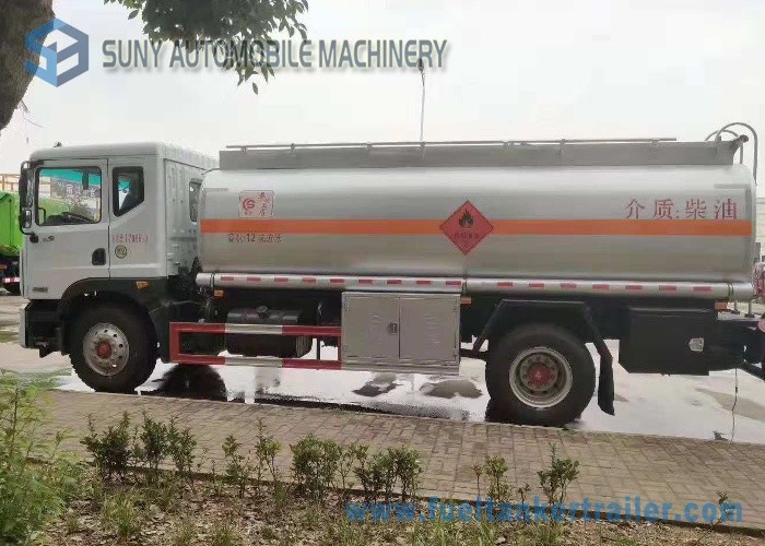 12m3 Stainless Steel Tanker Trailers , Small Fuel Tanker Truck 80 Km/H Max Speed