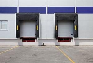 China Warehouse Galvanized Steel Frame Retractable Dock Door Shelter Air pump type  inflatable door seal anti-collision on sale