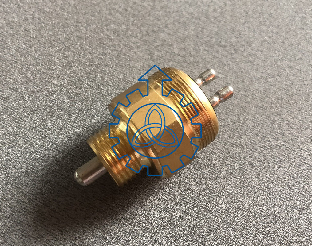 0005454214 0015455709 0015458214 Truck Starter Solenoid Truck Pressure Sensor For Mercedes