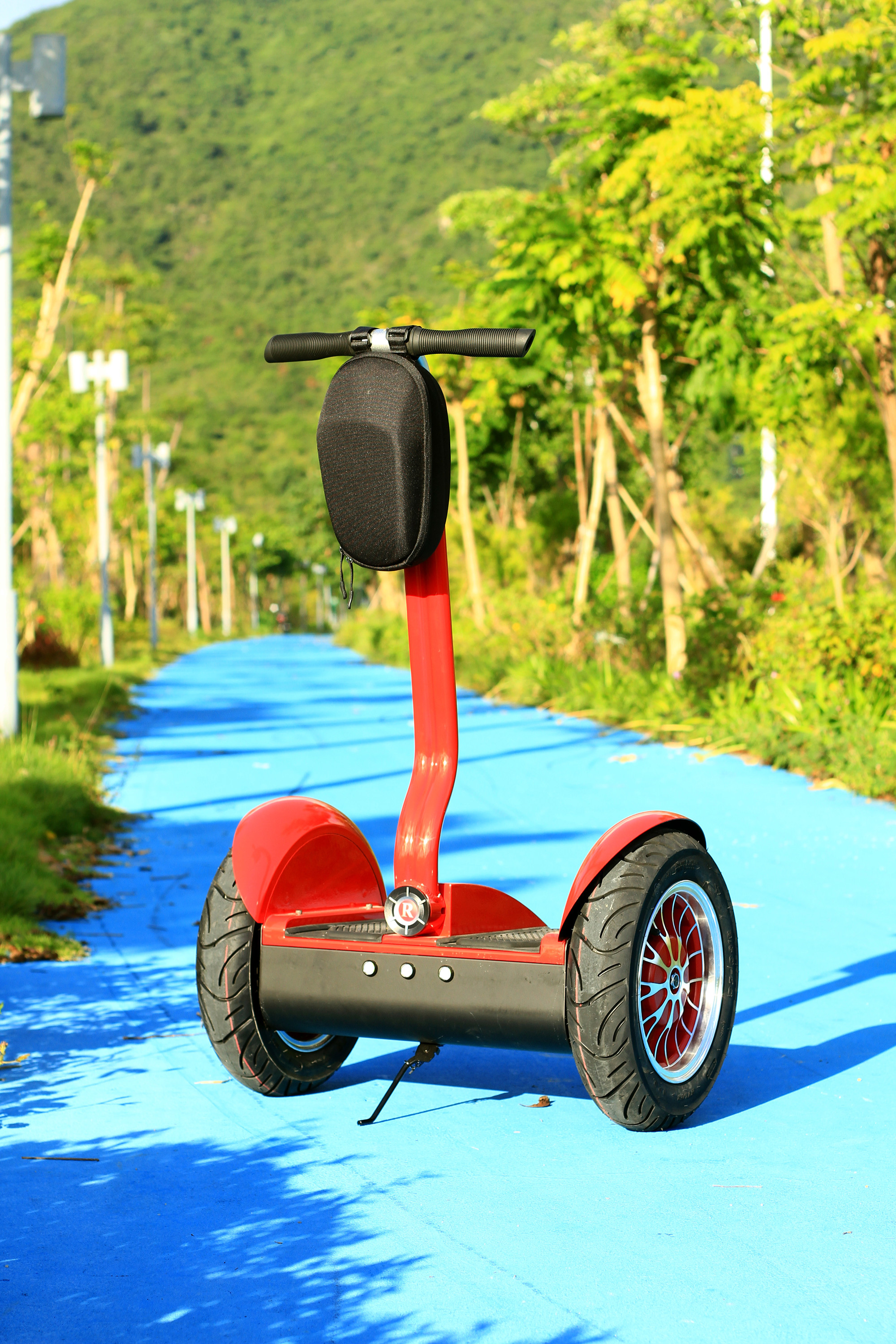 City Model Yellow Balance Electric Scooter / 2 Wheel Electric Standing Scooter 2000W 72V