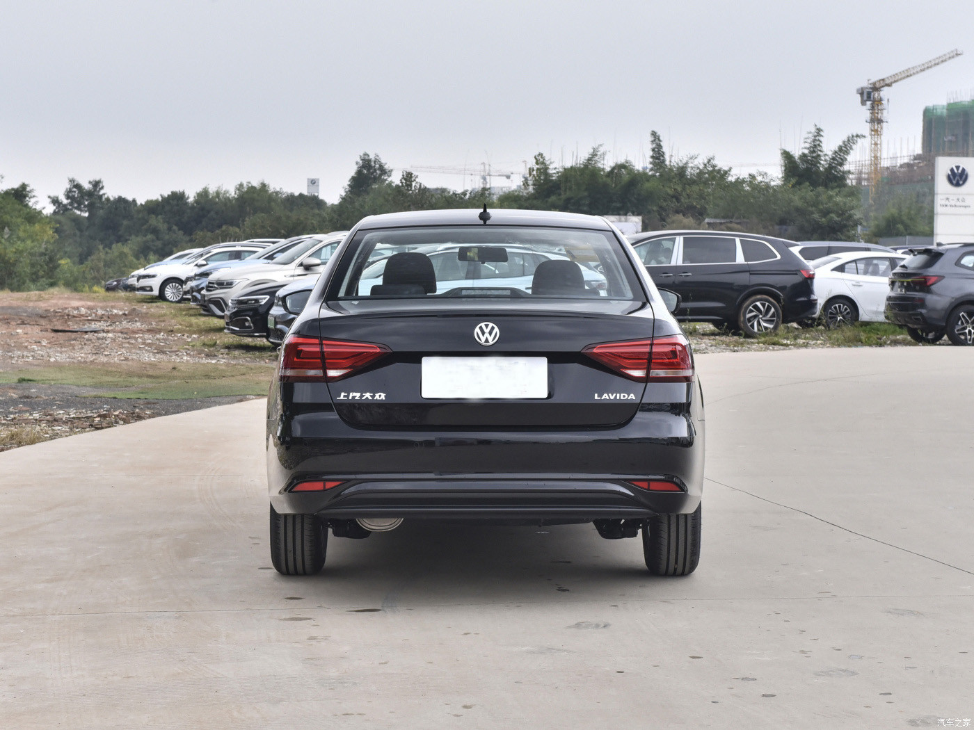 Volkswagen Lavida Qihang 2019 1.5L Compact Car 4 Door 5 Seats Sedan