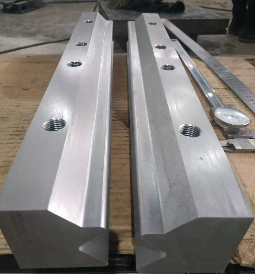 502mm Long Aluminum Extrusion Profiles Holder Mining Industry Use