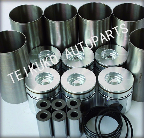 Excavator Engine Parts Piston ME072321 2.8 * 2.5 * 4mm Ring Size