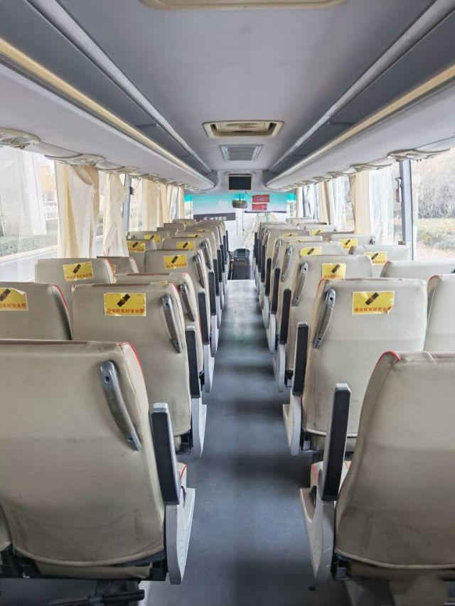 48 Seat Second Hand Shuttle Bus Ingles XMQ6118 Electric Coach Bus Cummins Engine