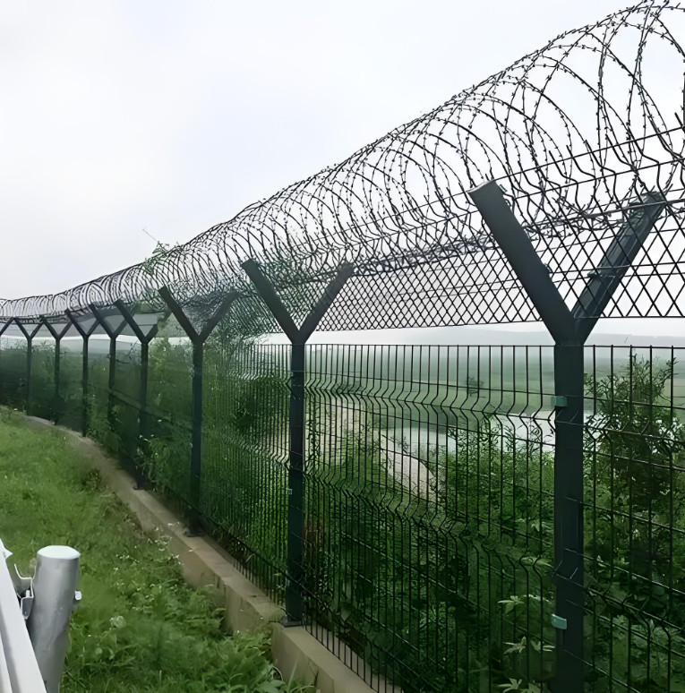 Polyester Powder Coated Outdoor Residential Garden Metal Welding Fence