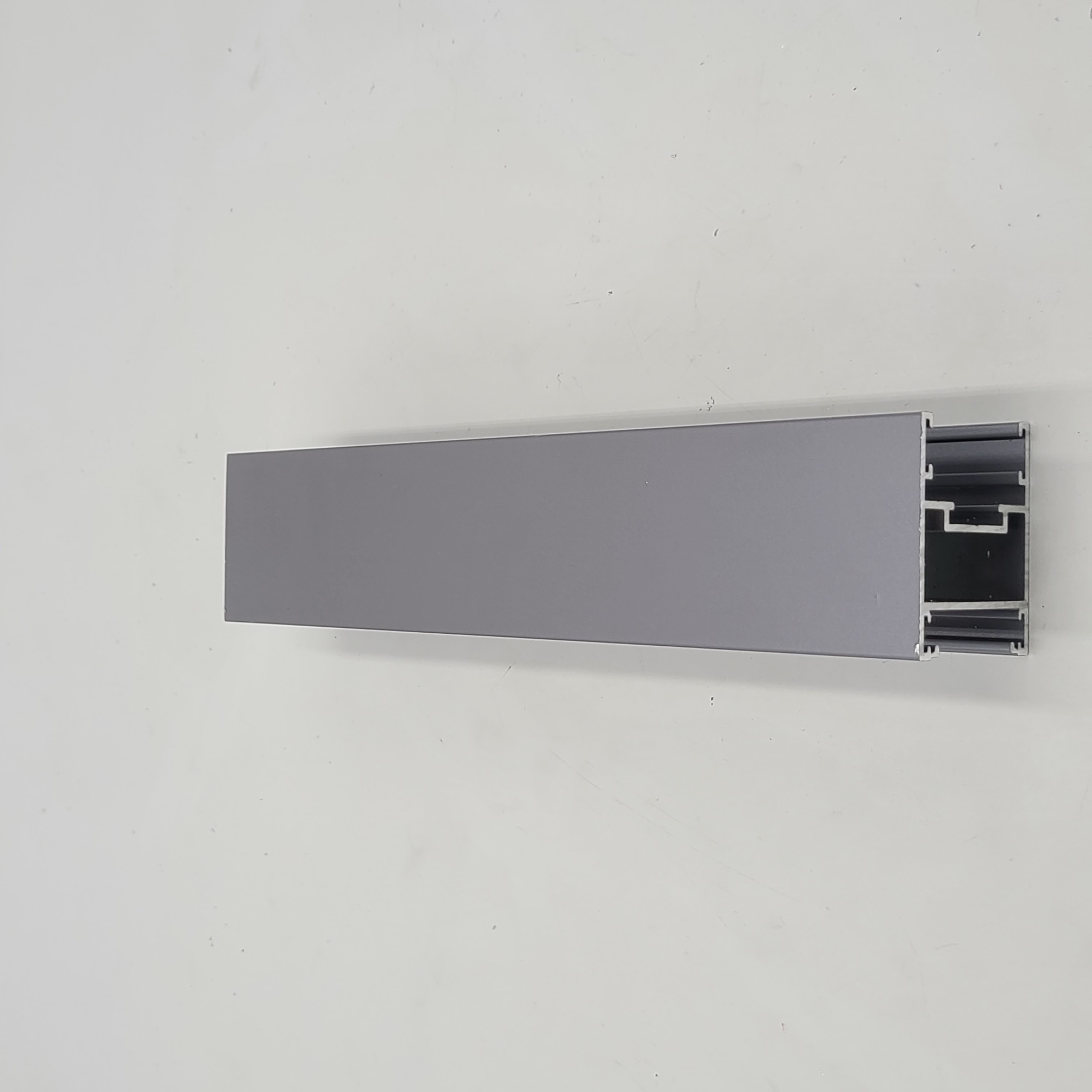 6005 Aluminum Extruded Profile Wood Grain Imitating Finish Acid Resistant