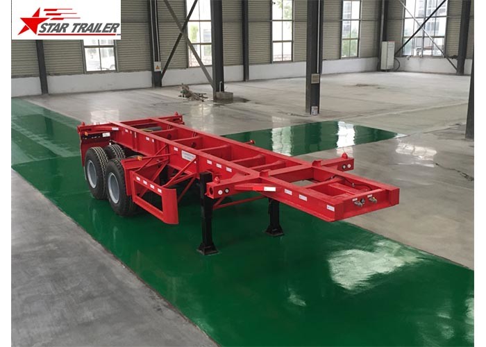 China Leaf Spring Type 40 Ft Low Bed Trailer , 40 Foot Triple Axle Trailer For Truck wholesale