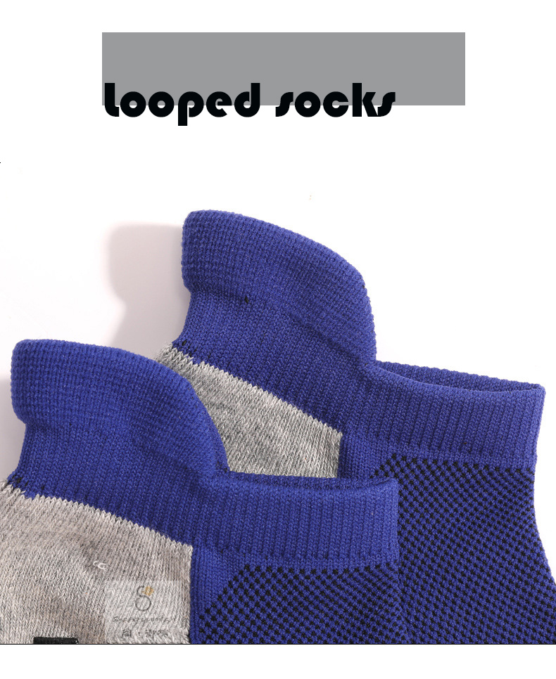 Standard Thickness Men's Anti Slip Custom Grip Sports Ankle Socks for Football Running