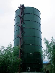 China Reliable Bolted Steel Storage Tanks IC Reactor With Three Phase Separator on sale