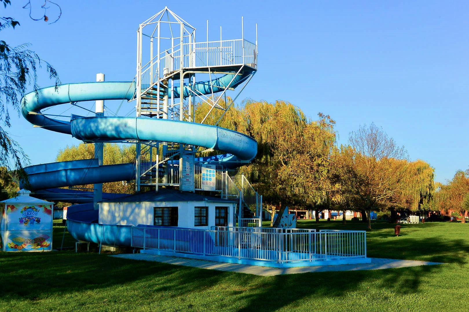 Amusement Park Children Games Equipment Small Playground Water Slide