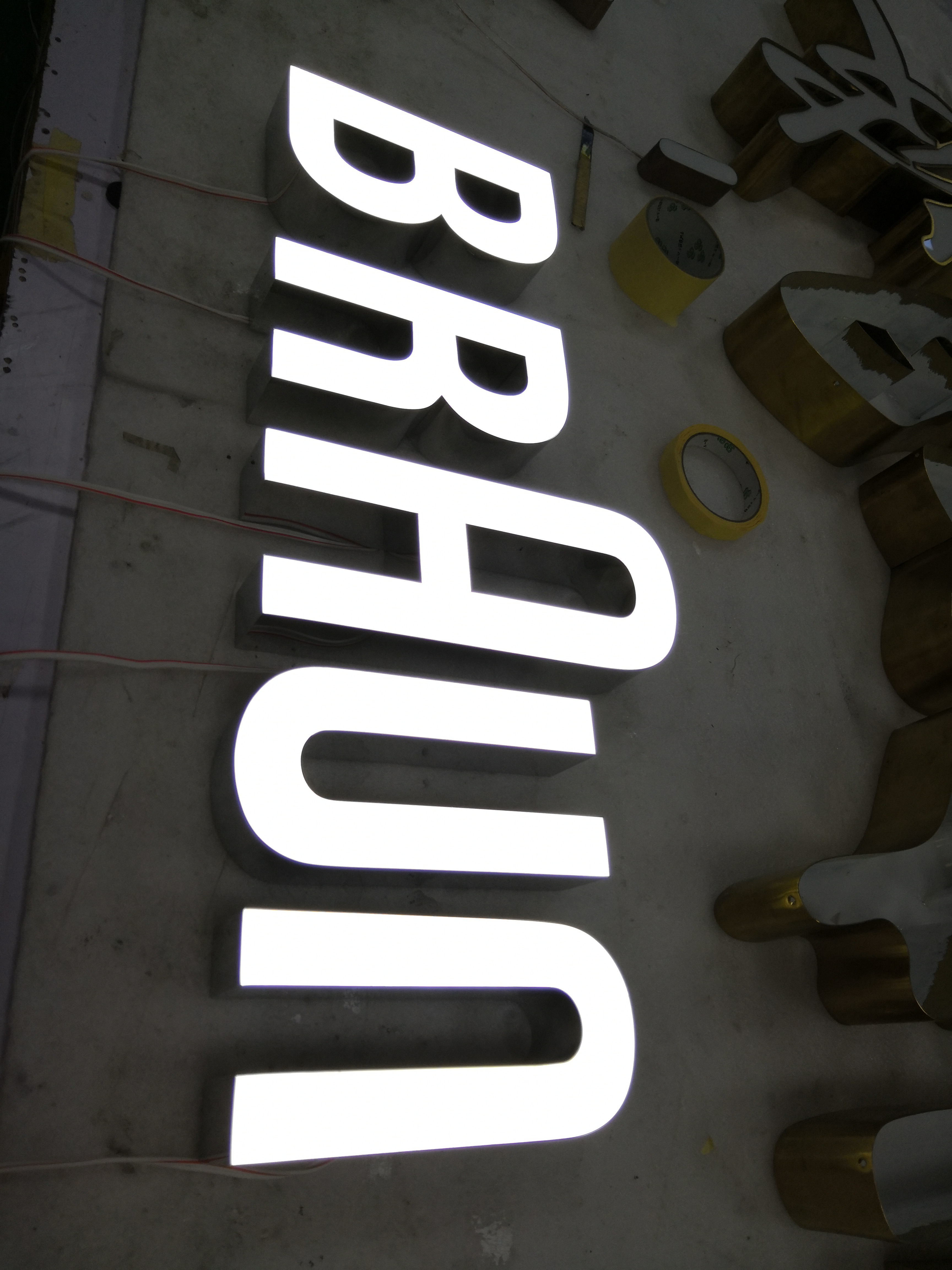 Building Facade Front Lit Channel Letter Sign Waterproof 120V