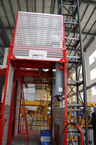 Quality Construction Material Man Material Hoist / Lifting Hoist Equipment With Single And Double Cage for sale
