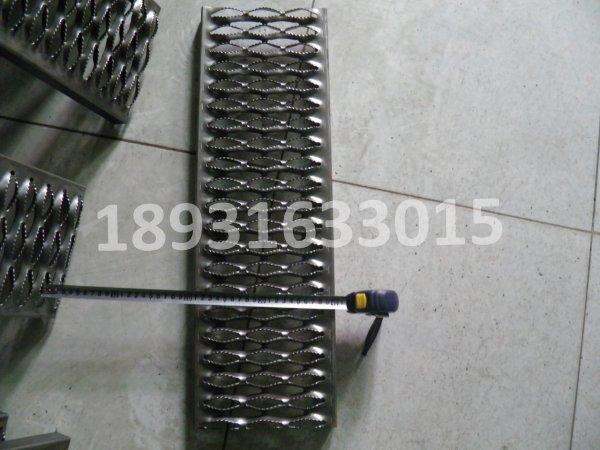Round Hole Perforated metals supplier/Decorative perforated sheet metal