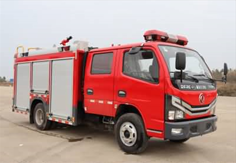 6.2m Fire Rescue Trucks 140hp Dongfeng Water Tanker Fire Truck