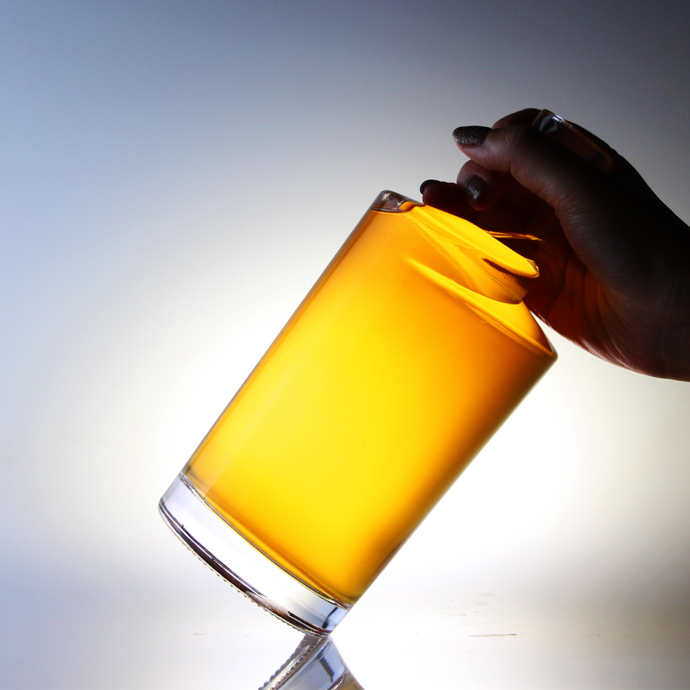 Thick Bottom Customized Glass Base Material Liquor Bottles for Vodka Gin Rum Champagne