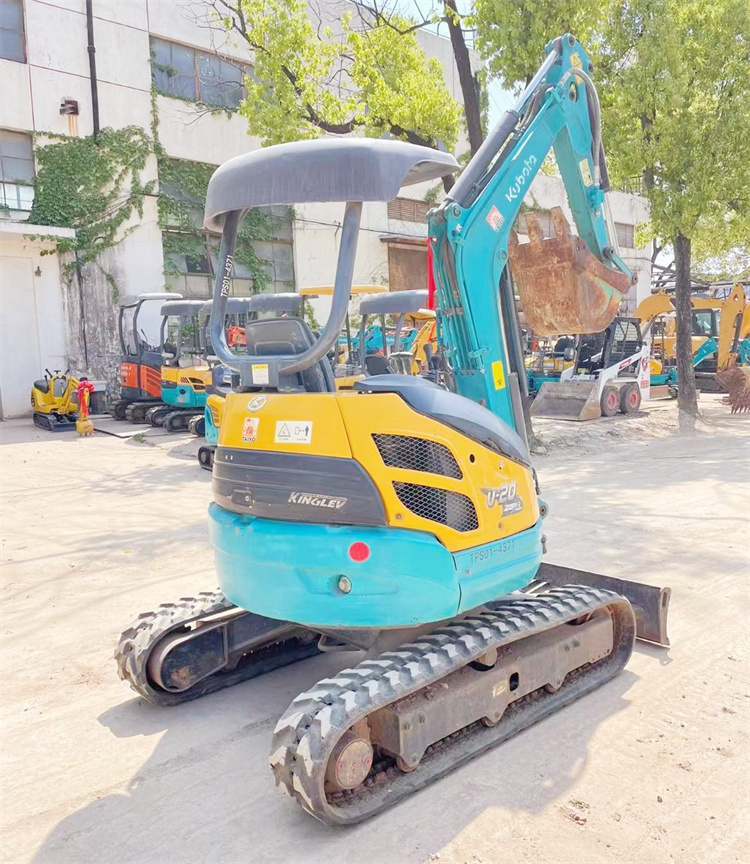 3000 KG Made in Japan Original Design Kubota U20 Excavator Rubber Track Mini Excavator