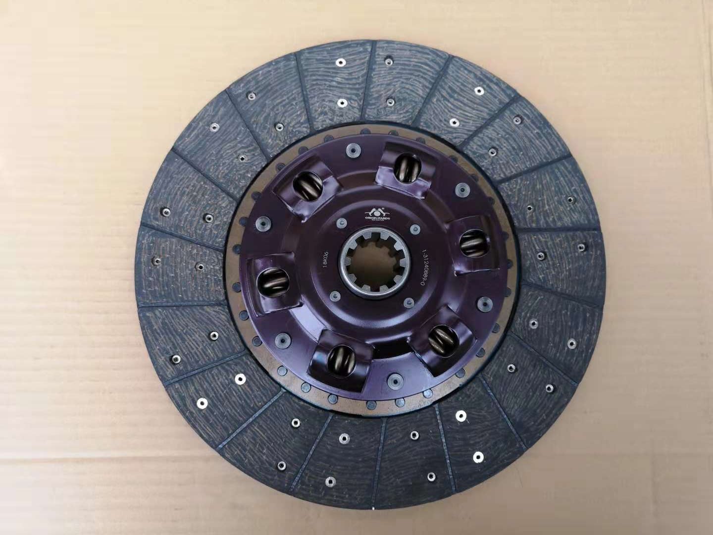 ISUZU FVR Clutch Disc 1312408891 Good Sell Asbestos Free Friction Facing