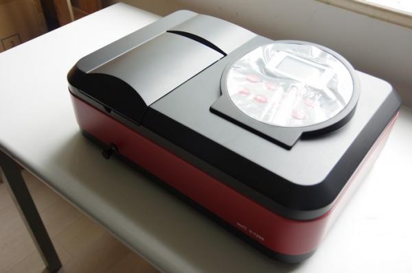 Double Beam portable spectrophotometer