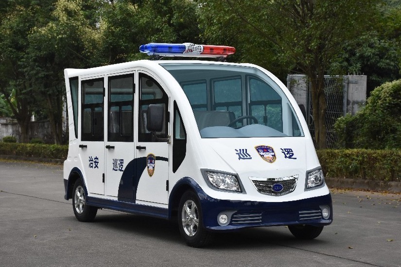 Enclosed Body Electric Patrol Car With 48V AC Motor Free Maintenance Battery