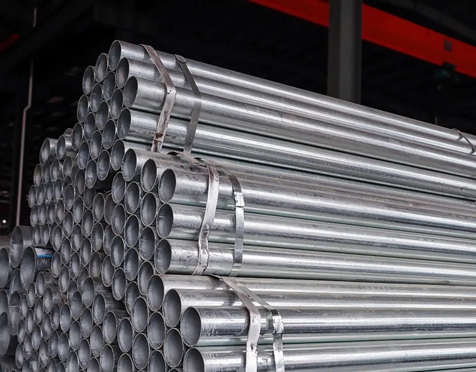 Round 50mm Galvanized Steel Pipe Thick Wall Large For Oil And Gas Pipelines