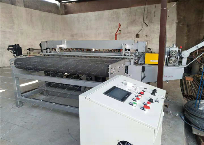 Electric Welded Wire Mesh Roll Machine , Weld Mesh Making Machine With Fast Speed