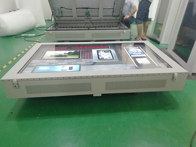 Smart Electronic 65 Inch Shopping Center Advertising Kiosk Standalone Totem Lcd Outdoor Digital Signage Enclosure