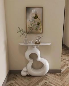 China Modern Art Minimalist  Marble Entryway Table Stainless Wooden on sale