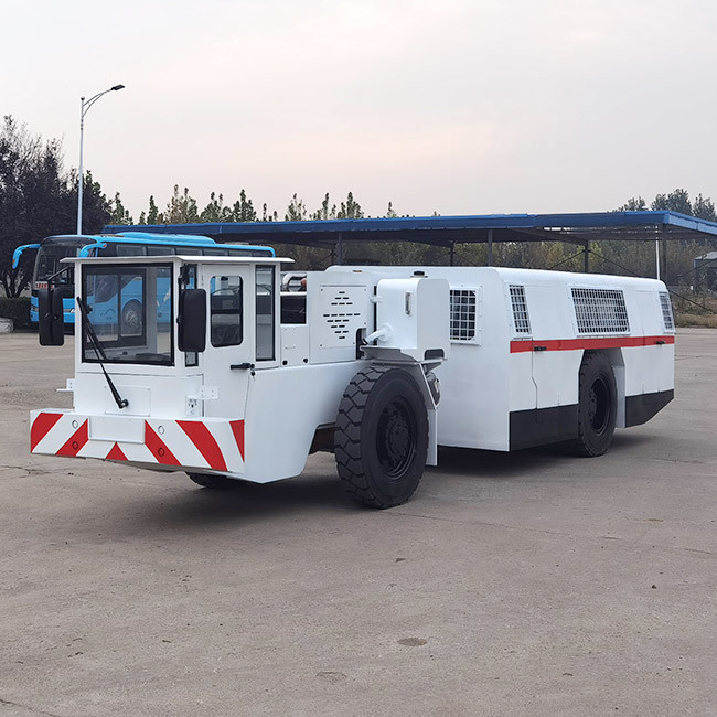 WCR19 Mine Level Roadway Underground Personnel Carriers 19 People Capacity