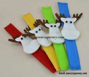 China Merry Christmas! Custom Slap Bracelet, Wristband for Decoration wholesale