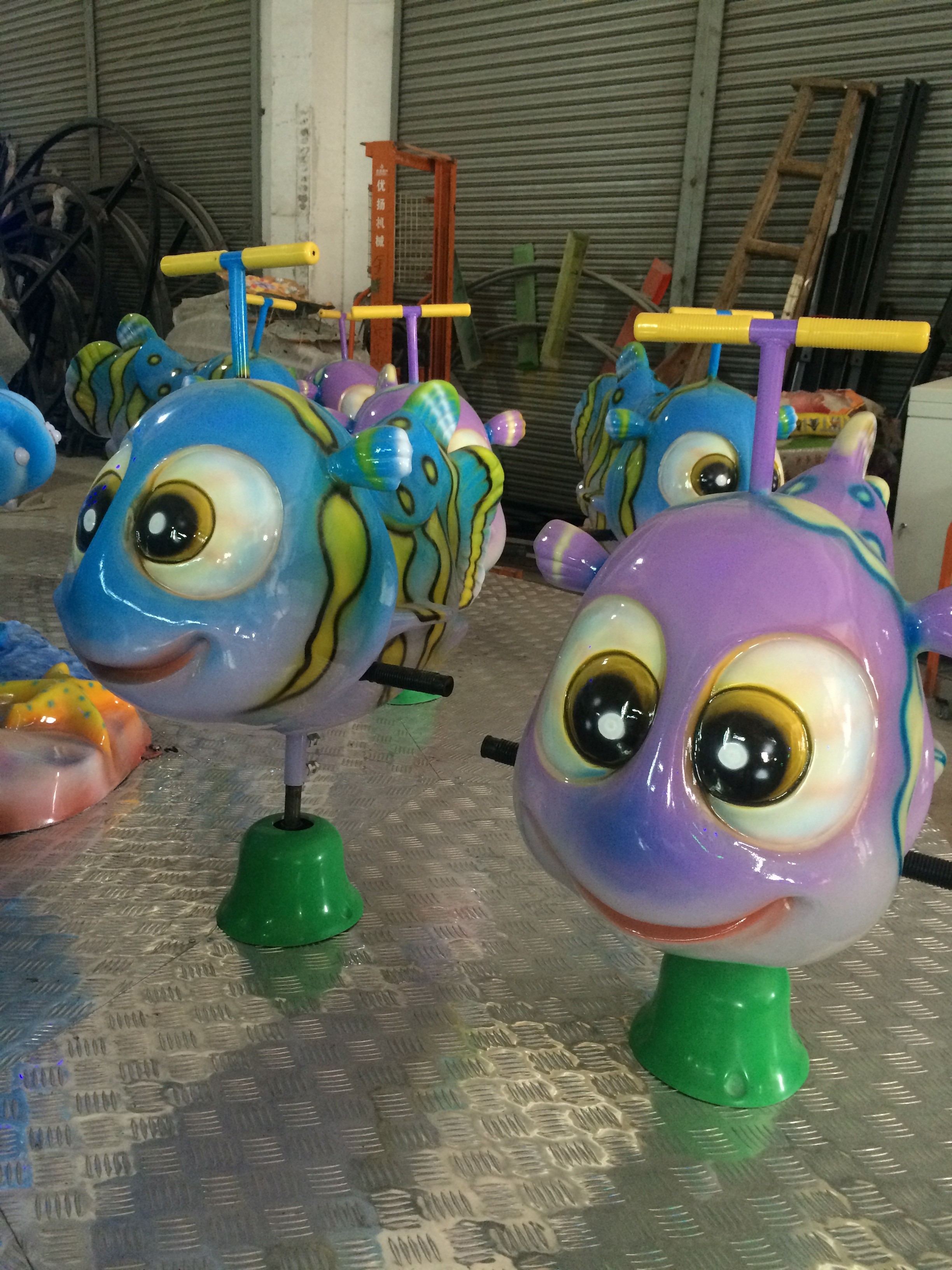 Beauty Fish Merry Go Round Carousel Fiberglass Material Music In USB Card