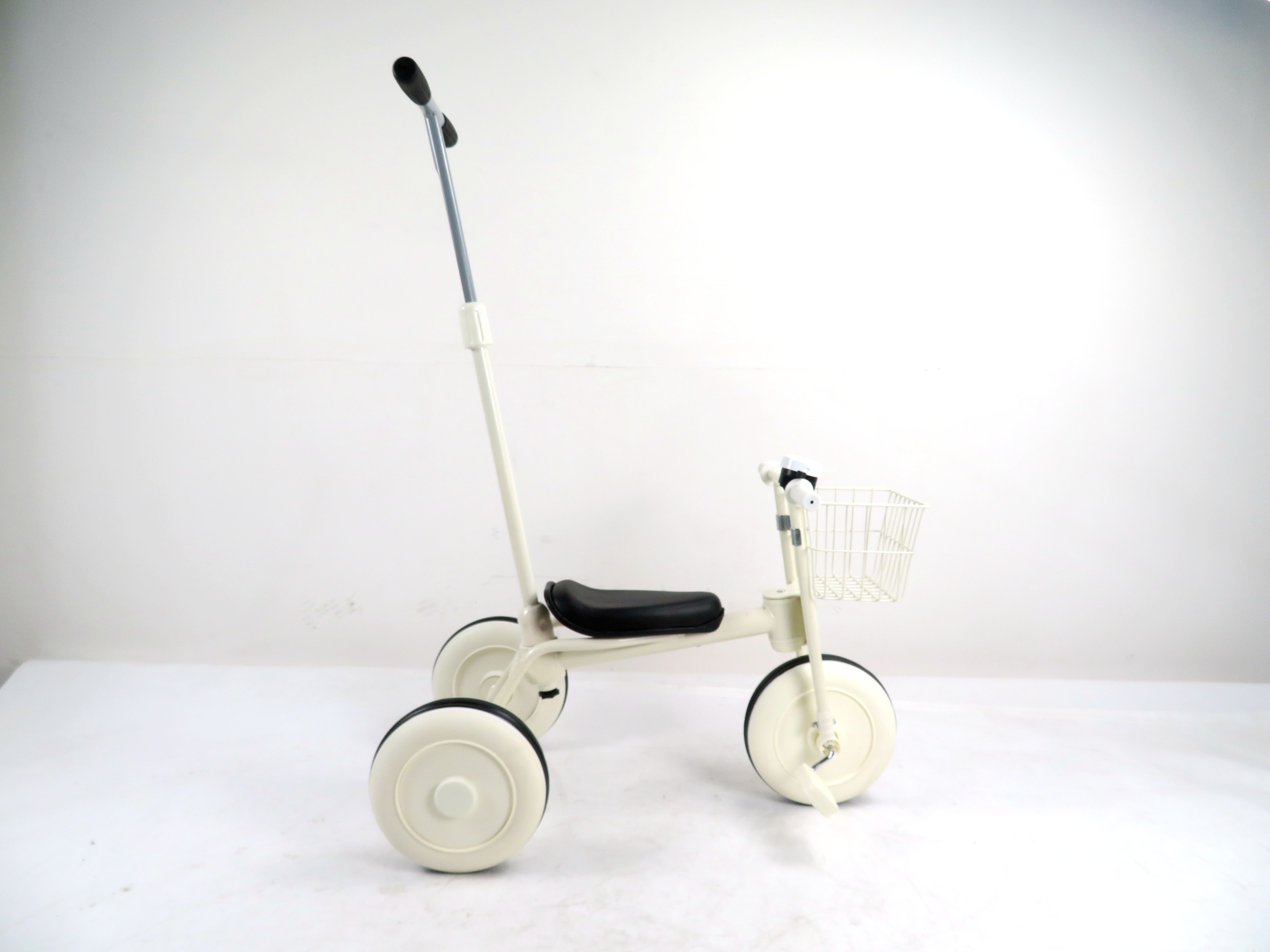 Stylish Safe Childs Tricycle Wholesale Children'S Tricycle 1-3-6 Years Old Bicycle Baby Stroller Baby Toy Stroller