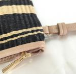 The new European and American fashion female striped knit wrist portable Clutch