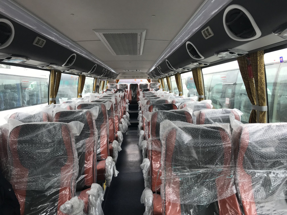 New Shenlong Coach Bus SLK6122D 47 Seats Right Hand Drive New Coatch Bus With Diesel Engine