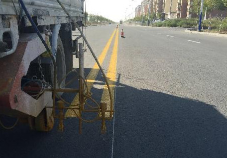 20L Max X2 Truck Mounted Road Marking Machine Airless Striper 25Mpa
