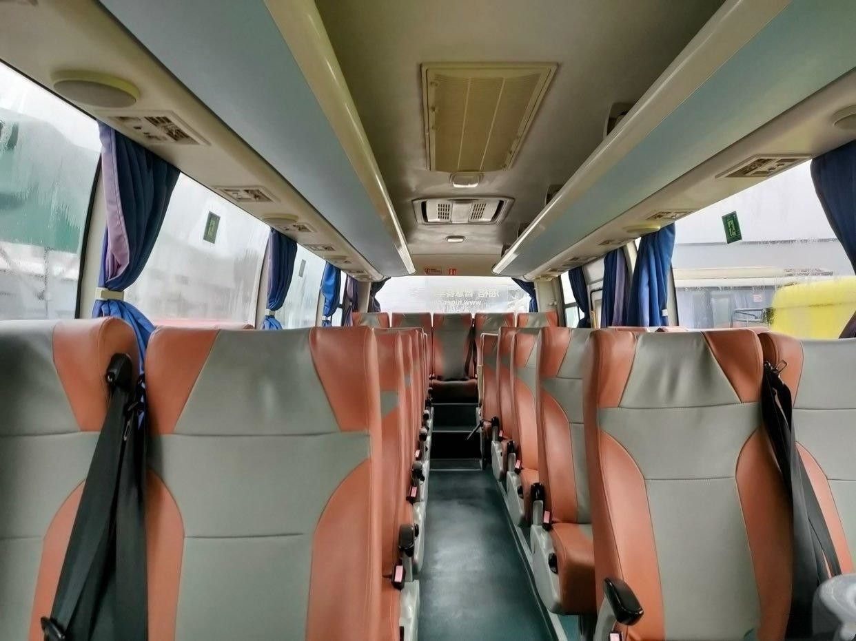 Luxury Bus KLQ6796 Passenger Transport Coach Higer Second Hand Bus 32 Seats